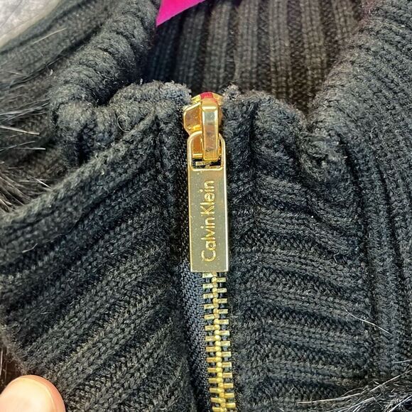 CALVIN KLEIN Women’s Faux Fur Sweater Vest Buckle Front Black Sz Small festival - Picture 7 of 15